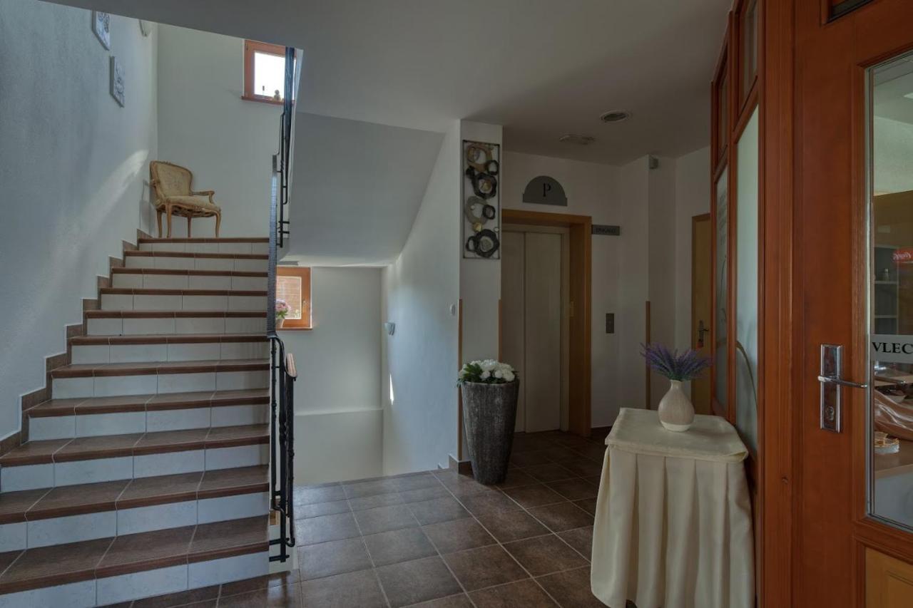 Garni Hotel Zvon Zreče Eksteriør bilde