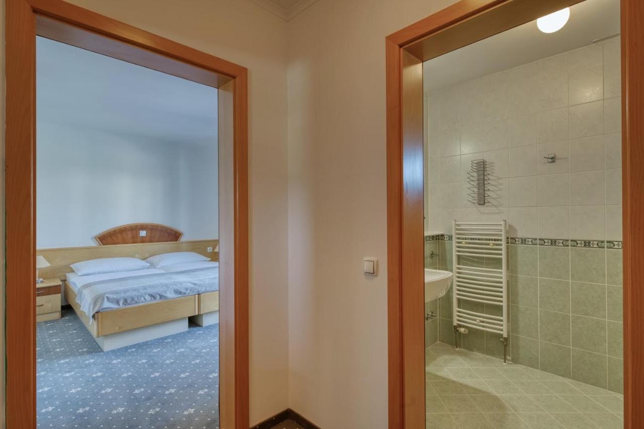 Garni Hotel Zvon Zreče Eksteriør bilde