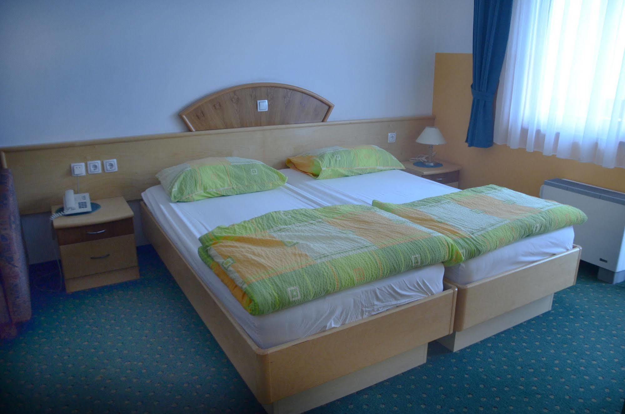 Garni Hotel Zvon Zreče Eksteriør bilde
